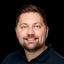 Dennis Hoffstädte